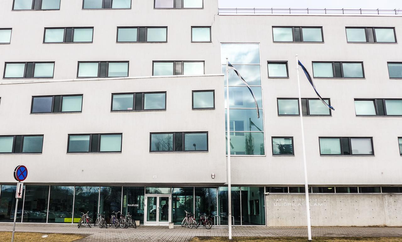 Downtown Hostel Tartu Bagian luar foto